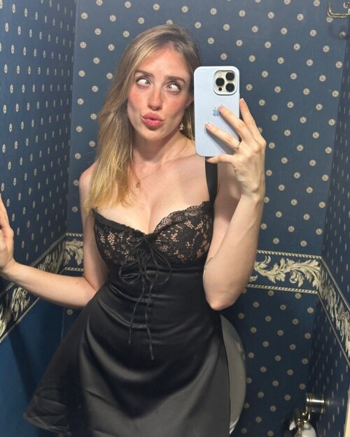 100003144748ea576d4c2678a7