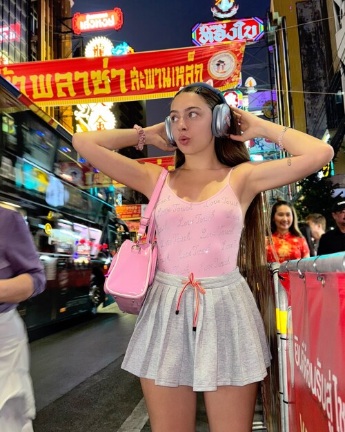 10000317716223beb50b8d3bd4