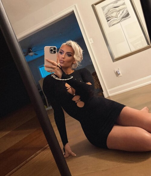 1000031842438f11828d70e6f8