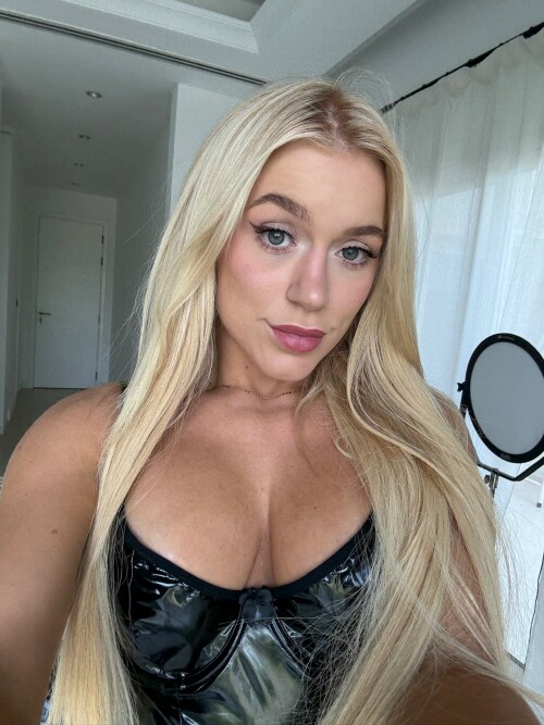 10000323191176f2367a2206b5