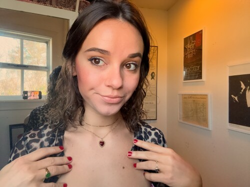 1000032408b08cebcb068816d6