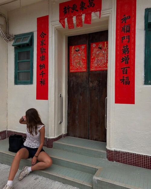 100003241721a41464d0f366ca