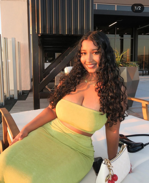 1000032717d43199f8c6a662bf