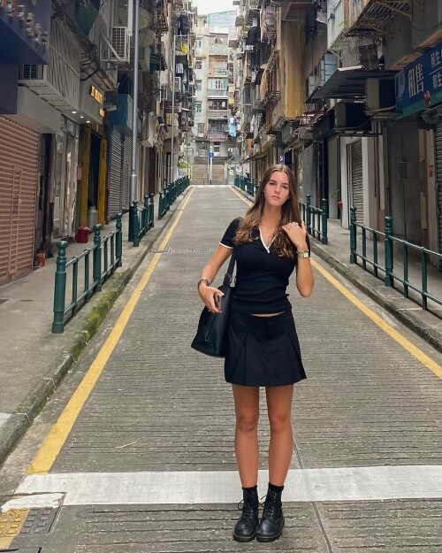 1000032760fc442b912a684607