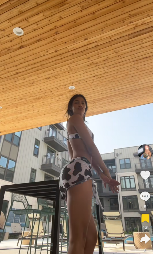 10000327654f603d56c285ad4b