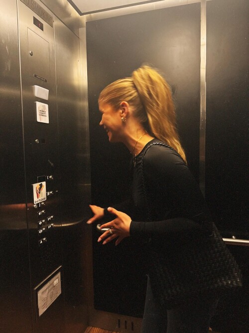 10000328171f89857cb9411c3a