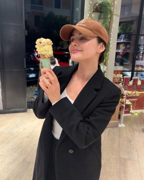 10000330333a156ff4c0d3da41