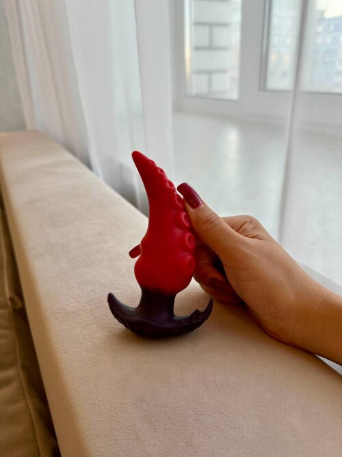 1000033049056edb971743c8ba