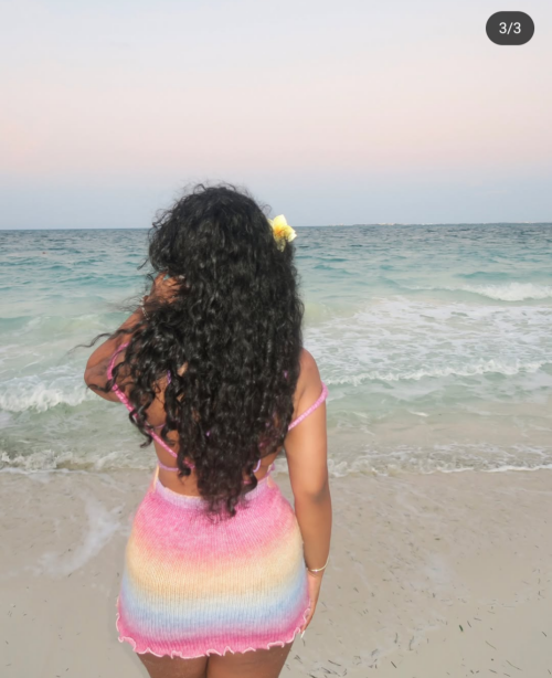 1000033485f2fd4053db12d64b