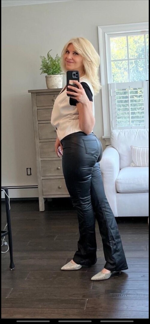 1000033709c9c41284c1a75af4