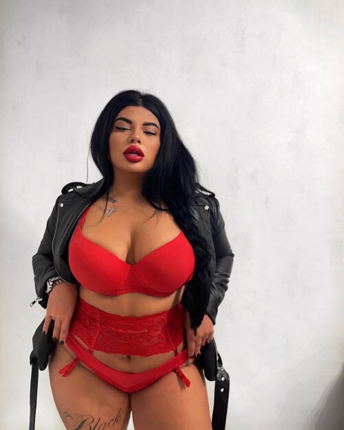 1000033907c935b4e61d6d466b