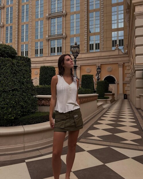 10000339240da95876ca23c41b