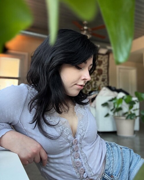 1000033944d79f846faa215d8a