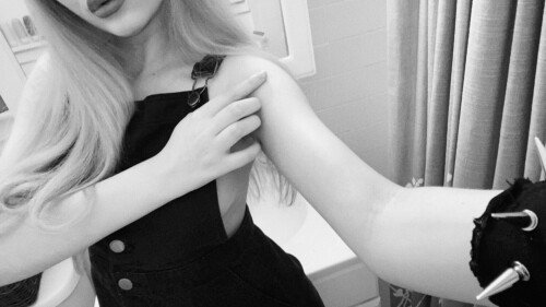 1000034127e7ac3169644bcba2