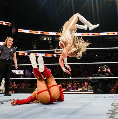 10000343020bf906b2dde40241