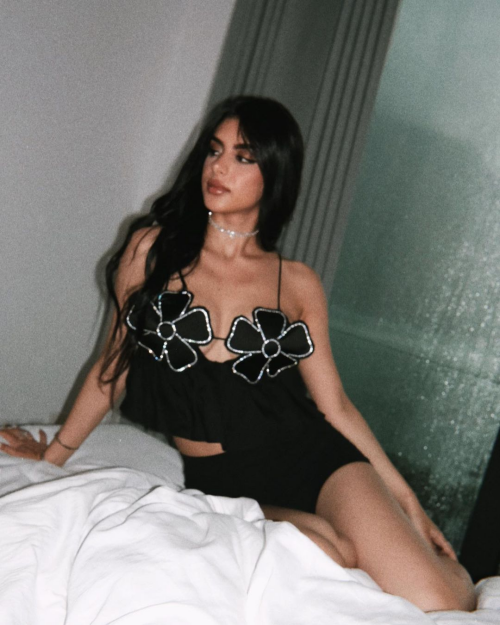 10000344921ff5cf276f1ff72a