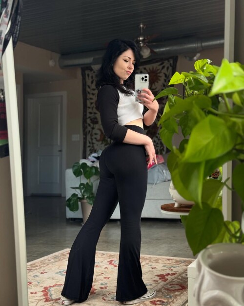 1000035160824ffe73c095cd7a