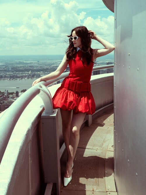 10000352436e32b1d75958173c