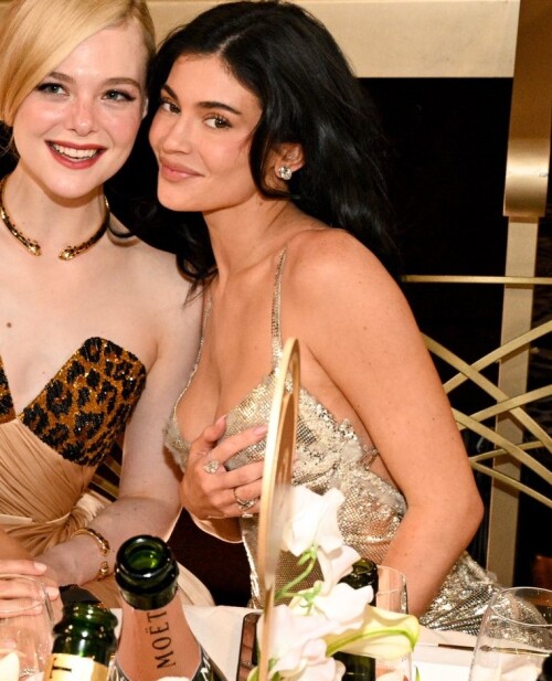 100003525803be9bdd71e23c15