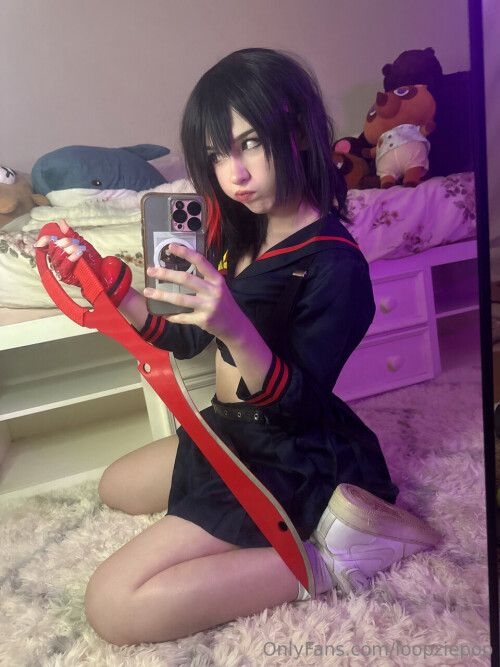 1000035641daea61583b7d54eb