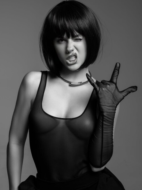 1000035891cc0159881bf6ef8d