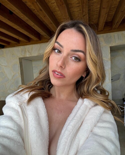 1000036036606985a79d712214