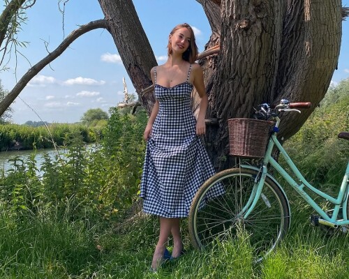 1000036489b4549edc378bb518