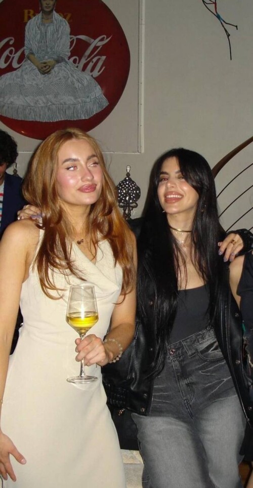 10000366811401b8a52660f949