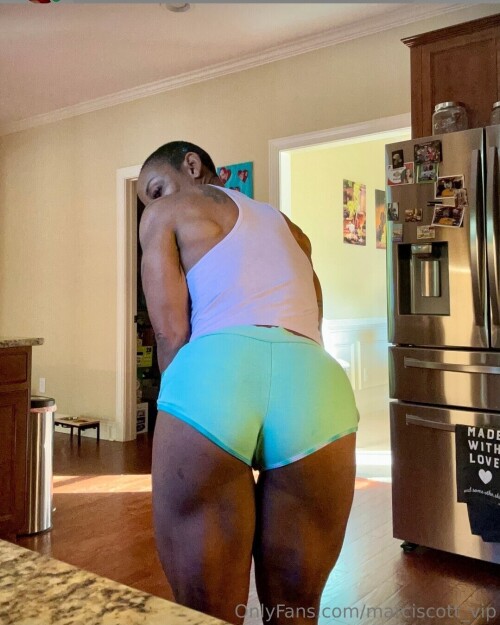 10000373193bf673f7d322d7ba