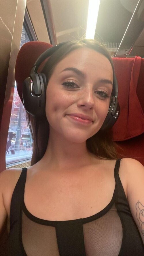 1000037410cae65524f6eac325