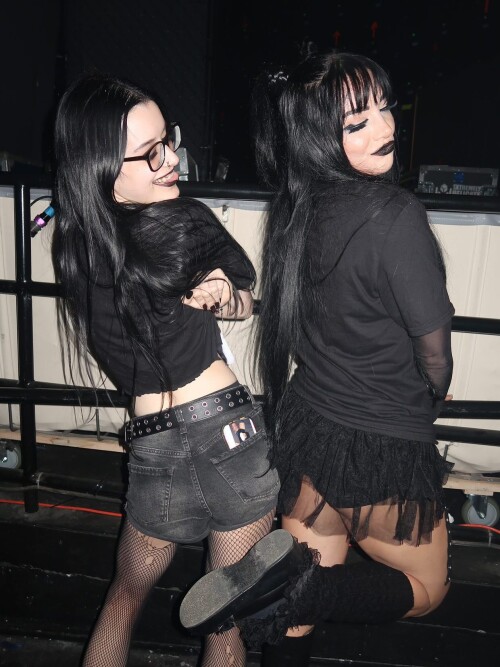 10000375079b021dc6ff418b74