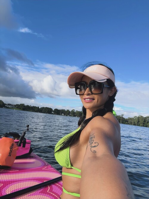 1000038323241a856dbf480590