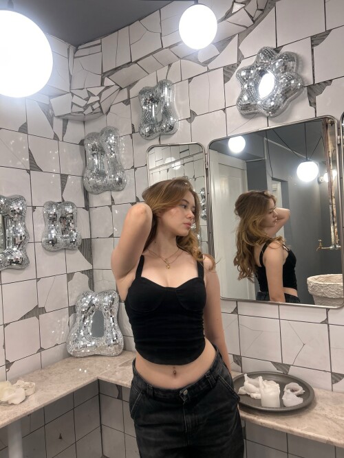 10000383728c0656c1dc793b3e