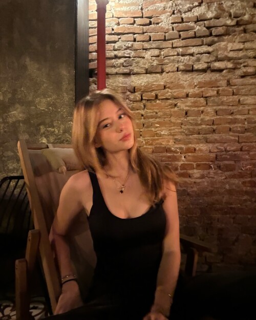 1000038386490b6ab3d4d7353d