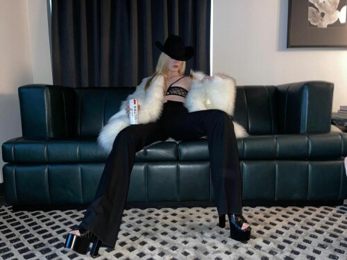 1000038414fcad6edf812b4495