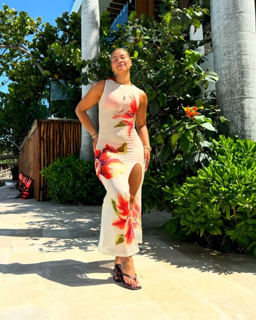 1000038948b9523e512fbb873e