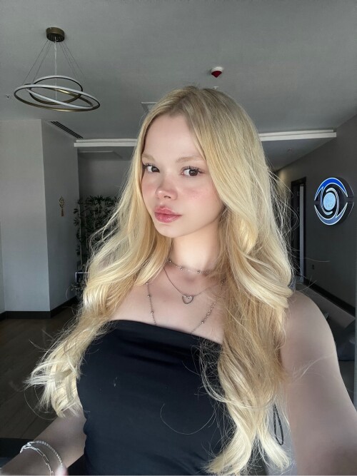 1000038993cd1e011905f5d05d