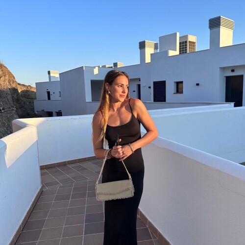 10000390430c0f9b3a5b8d90bf