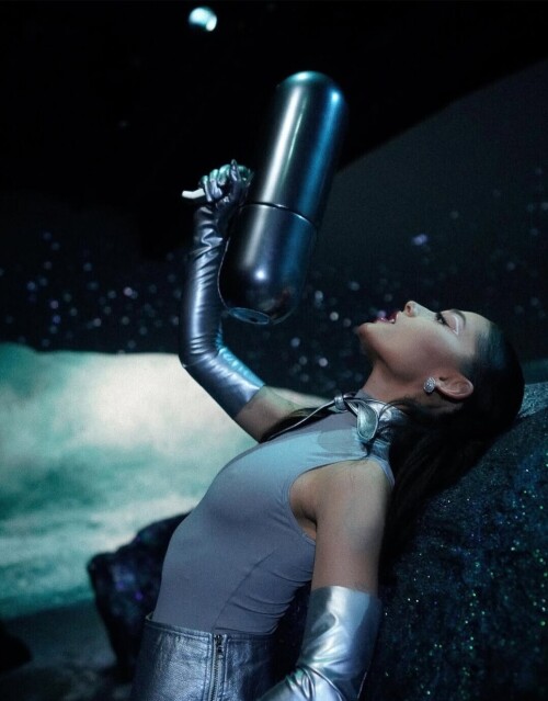 10000397252451f0bd24aaa7f0