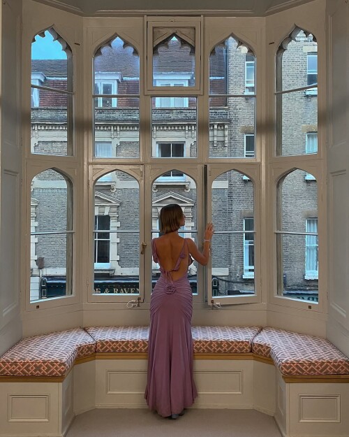 100003976726274c221b27cb44