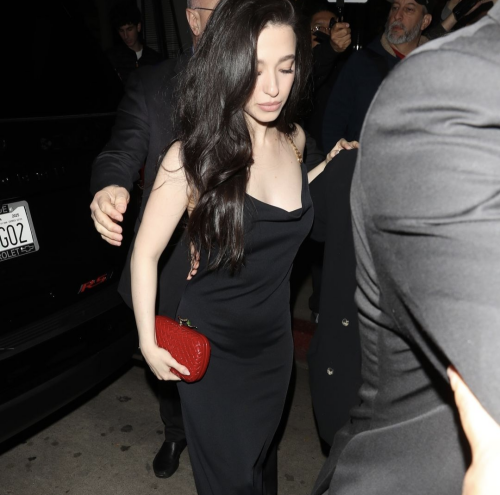 10000404163ea8538a32f970f4