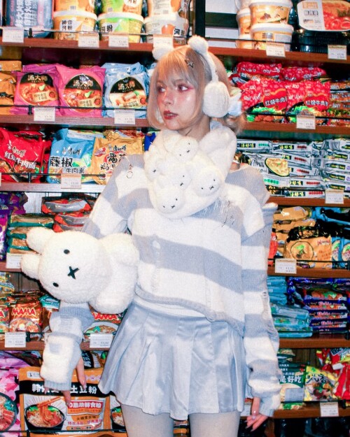 10000405890eb817c8a393812a