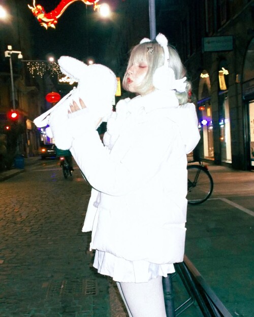 1000040590c64b51c77d77cbf1