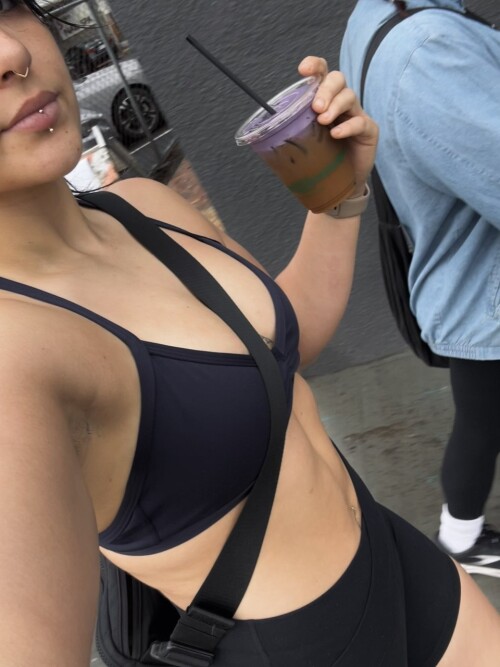 10000409258e12ba936d766515