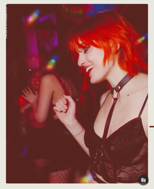 1000041276b39d9799243002ac70dbe49e710ed49d