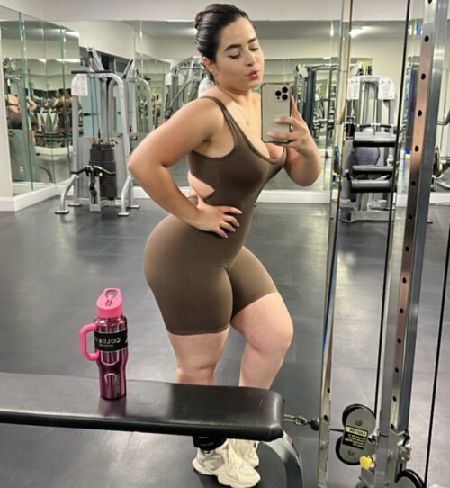 10000413539bade0d127213829