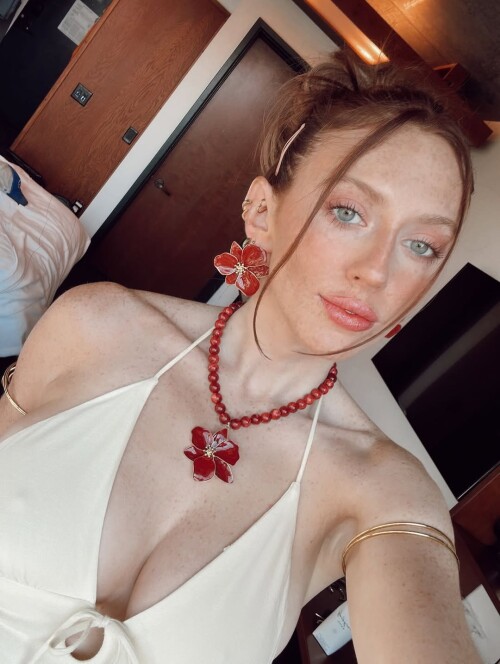 100004160145eba4200496ba19