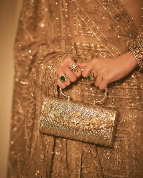 100004187950e80c3cb85303da