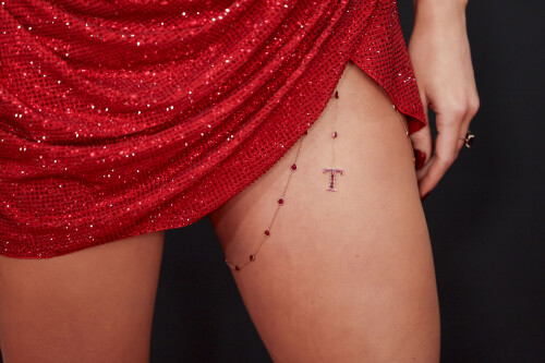 10000419419407a07069449431