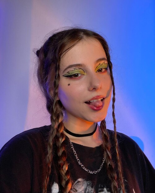 1000042012af3a25816102a4d7